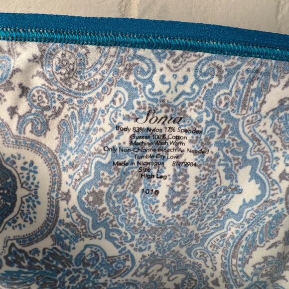 NWT Soma Vanishing Edge Microfiber Panty Underwear High Leg L Cape Paisley #0412 - Picture 6 of 9